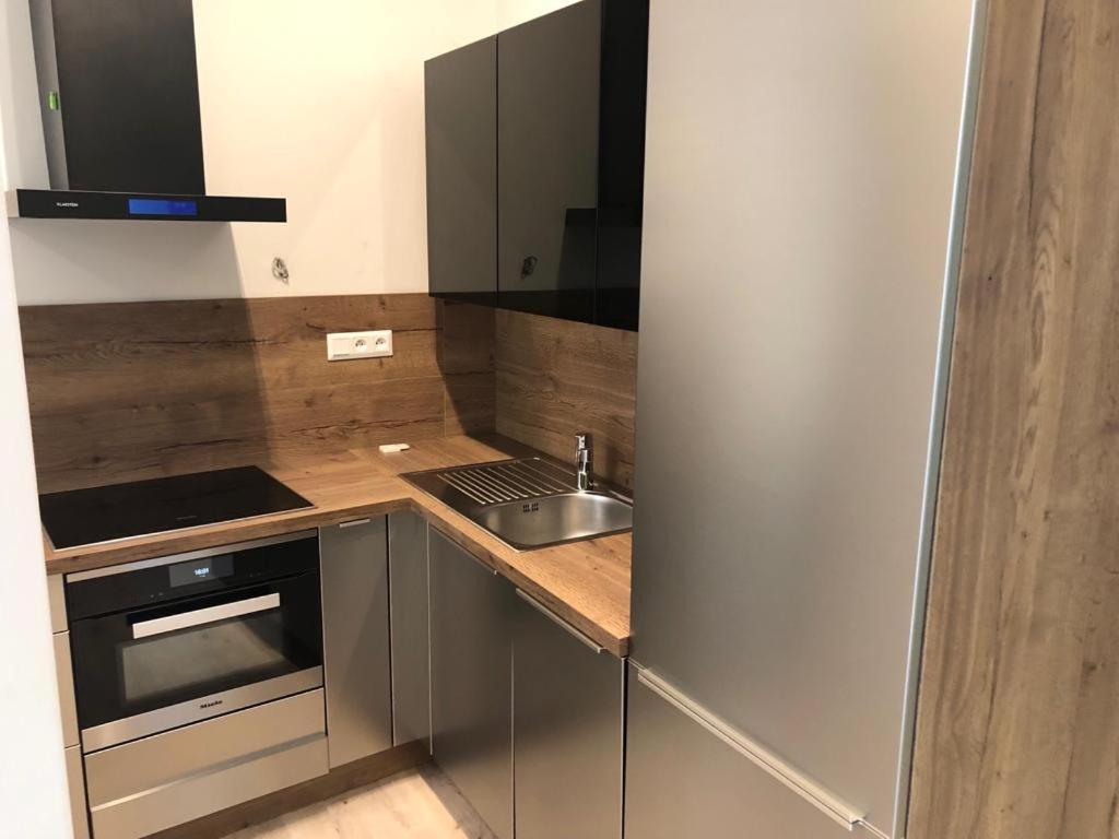 ברטיסלאבה Skau Gajova Family Two Bedroom Apartment With A Terrace Free Parking מראה חיצוני תמונה